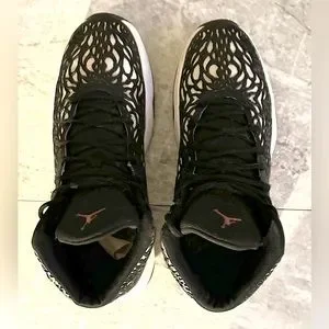 ??NIKE Air JORDAN 2016 UltraFly Black & White w/ Red Logo x Size : 12?? Jordan Ultra Fly White Black for Sale | Authenticity  main image 4